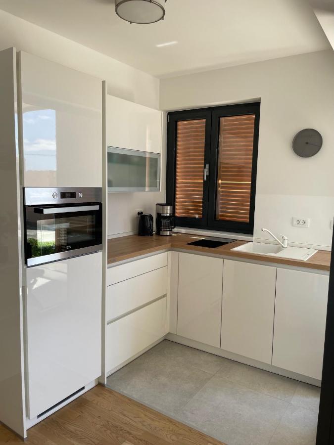 Studio Apartment Maris Podstrana Zewnętrze zdjęcie